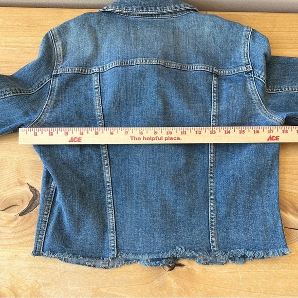 GARAGE BOYFRIEND DENIM JACKET WOMENS M CROPPED FRAY HEM CLASSIC EDGY TOMBOY CHIC - Picture 6 of 12